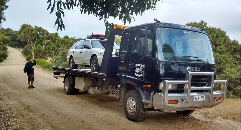 Flat bed tow truck from Yankalilla Motors in Deep Creek, South Australia.